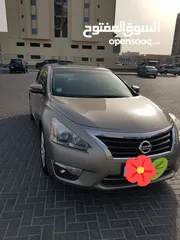  3 Nissan Altima 2013 , 3.5 SL, special edition. full options and genioin.