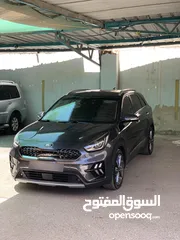  2 كيا نيرو هايبرد 2020  تورنج اعلا صنف عدا الفتحه مميزه جدا بحال الوكاله