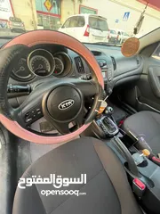  6 كيا سيراتو للبيع  نظيفة جداkia cerato