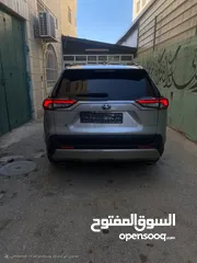  2 تويوتا RAV4