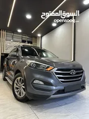  2 Hyundai tacson 2017 full panurama