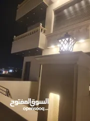  3 شقة فاخرة للبيع