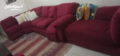  1 طقم كنب مستعمل وارد الإمارات للبيع