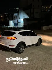  6 هونداي توسان