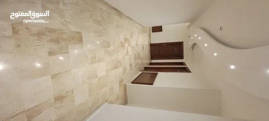  8 شقة فندقية فاخرة VIP  للإيجار  اليومي فقط فقط للعائلات في جبل الحسين سوبر ديلوكس