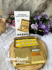  3 تبحث عن الدقة والجودة بتصميم أنيق؟ اختر ميزان Fuzion 24K-200 الذهبي، المصمم خصيصاً لمحترفي الوزن!...