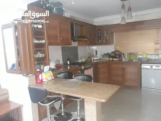  5 # شقة سوبر ديلوكس اربد- ايدون-غرب دوار العيادات.