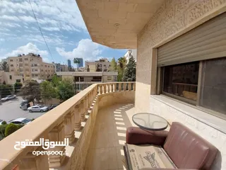  5 شقة مفروشة للإيجار 200م2 ( Property 18266 )