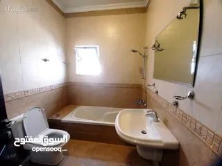  11 شقة مميزة للبيع في الصويفية  ( Property ID : 30902 )