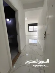  15 فرصة راقية للإيجار – روف مميز بإطلالة مفتوحة في أول رافات قرب سنقرط وصالات الهاشم سابقا