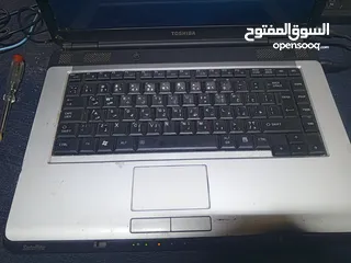  7 لاب توب توشيبا كور اي2 ممكن تركيب هارد دسك ssdليصبح اسرع
