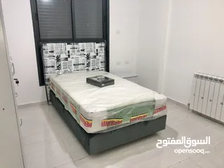  1 وسط البلد وعفش جديد لم تسكن من قبل