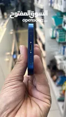  5 iPhone 12 64 GB  البطاريات من 88-93 مكفول اسبوعين