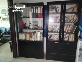  1 خزانة مكتبية خشبية عدد 2