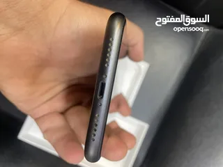  7 iPhone 11 128 giga بحال الجديد