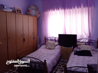  8 بناية سكنية للبيع في خلدا