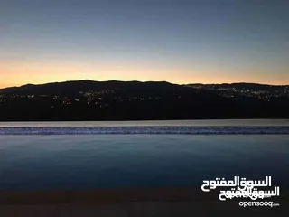  5 شاليه حديث للبيع جرش جبة المصطبة مطلة على السد مع مسبح