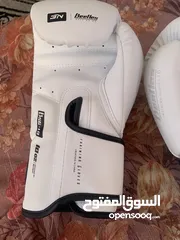  12 جلافز ملاكمة للبيع مستعمل 3 أيام شبه جديد