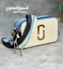  5 شنتة مارك جاكوب ماستر كوبي مختمة كامل لون بيج مع أزرق فاتح وأسود Marc jacobs bags high master copy