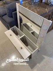  1 مراية مضيئة مع جرارات ثنين