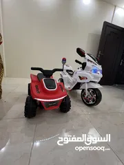  2 سيارات شحن كهربائية بحالة ممتازة