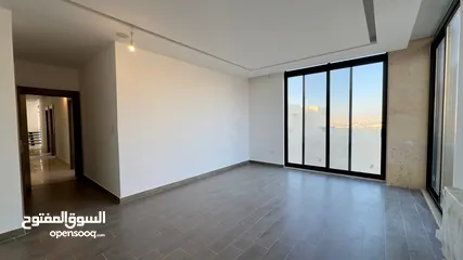  3 شقة فاخرة للبيع في الظهير