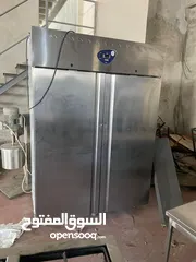  4 عدة مطعم مستعمله شهر