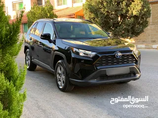  3 تويوتا راف فور 2023 XLE فل كامل أعلى صنف مع فتحة جمرك اليوم بحالة الوكالة