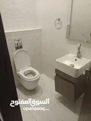  16 شقة فاخرة مع روف الجبيهة ضاحية الرشيد قرب دوار الجاذبية 180م مع روف غير مبني اطلالة رائعة جدا