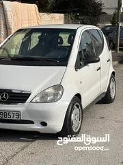  2 مرسيدس a140 1999 قير عادي مكيف سنتر بحاله جيده جدا 5مقاعد لون ابيض