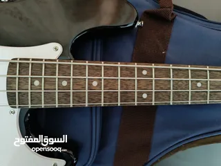  4 Electric Bass guitar Squire Precision Mini جيتار كهربائي باس