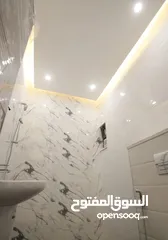  11 فيلا 460 متر لقطة في طريق المطار قرب جامعة الشرق الاوسط