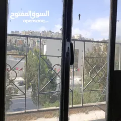  4 بيت مدخل مستقل ...شارع المهاجرين مقابل مركز الحسين الثقافي.