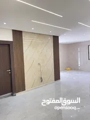  16 شقق فاخره ومميزه للبيع