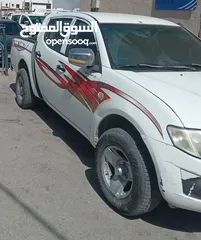  3 ميتسوبيشي L200