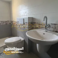  8 فرصتك بشقة راقية وبسعر ممتاز!  الطيرة – قرب دوار نبيل عمرو