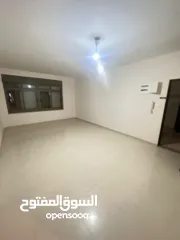  7 شقه للبيع بالطيره 200 متر صافي