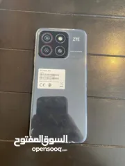  2 هاتف نوع ZTE للبيع بحالة الوكالة