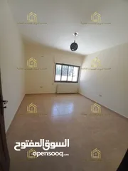  4 شقة سوبر ديلوكس ارضي مع حديقة وترسات مدخل مستقل