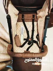  8 عرباية شارع للأطفال تتحول تخت قابله للطي -نوع كيدلو استخدم شهرين تتسع لطفليين
