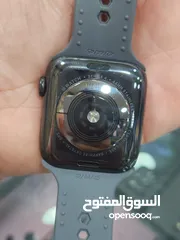  2 Apple watch 4 44mm بحالة ممتازة بسعر مميز