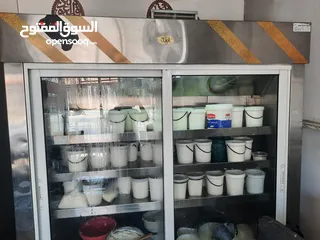  2 ثلاجه عرض 4 الرفوف ماتور اقتصادي جدا