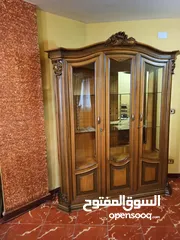  14 حجره سفره 8كراسي+نيش كبير+بوفيه كبير برخامه خضراء