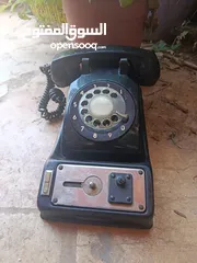  1 تلفون حصاله قديم