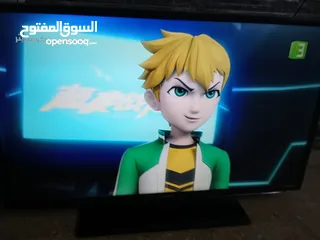  14 شاشه سامسونج فل hd استخدام بسيط جدا للبيع لا يوجد فيها اي نوع من المشاكل للبيع سامسونج