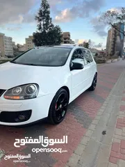  2 سيارات للبيع