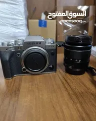  3 Fujifilm XT-4 Silver Edition with charger and battery