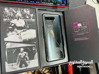  11 Asus ROG Phone 5s Pro