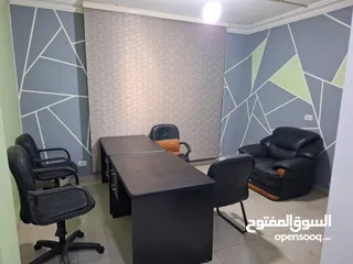  3 اثاث مكتبي بحاله ممتازه للبيع قطع او كامل
