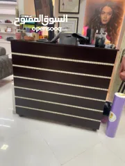  14 بيع اجهزة مركز عناية بشرة بسبب السفر